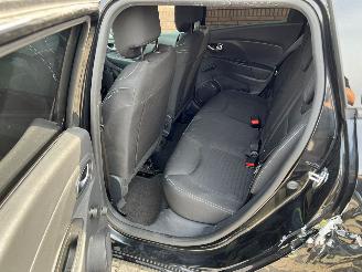 Renault Clio  picture 14