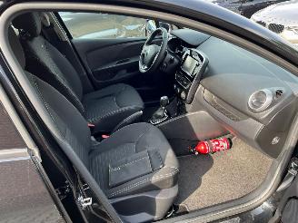Renault Clio  picture 17