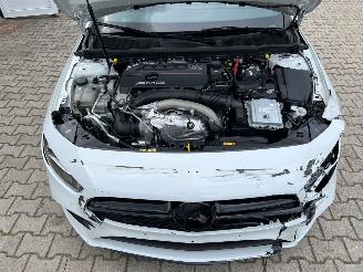 Mercedes A-klasse A35 AMG PANORAMADAK 4-MATIC picture 7