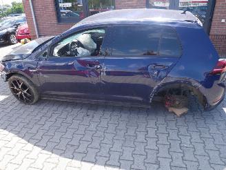 Volkswagen Golf GTI PERFORMANCE LED DSG ALCANTARA picture 6