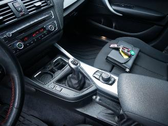 BMW 1-serie 120 D  X-DRIVE SPORTLINE picture 16