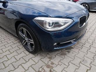BMW 1-serie 120 D  X-DRIVE SPORTLINE picture 8