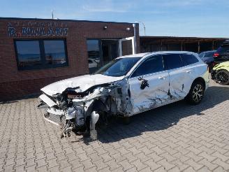  Volvo V-60  2023/7