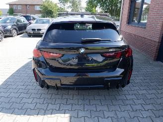 BMW 1-serie 120i M-SPORT picture 6