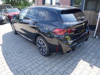 BMW 1-serie 120i M-SPORT picture 7
