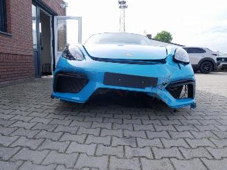 Porsche 718 Cayman GT4 ALCANTARA 309 KW MIAMIBLAUW picture 3