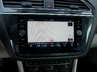 Volkswagen Tiguan 4-MOTION HIGHLINE R-LINE PANO LEER LED ACC VIRTUAL COCKPIT picture 21
