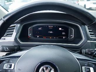 Volkswagen Tiguan 4-MOTION HIGHLINE R-LINE PANO LEER LED ACC VIRTUAL COCKPIT picture 19