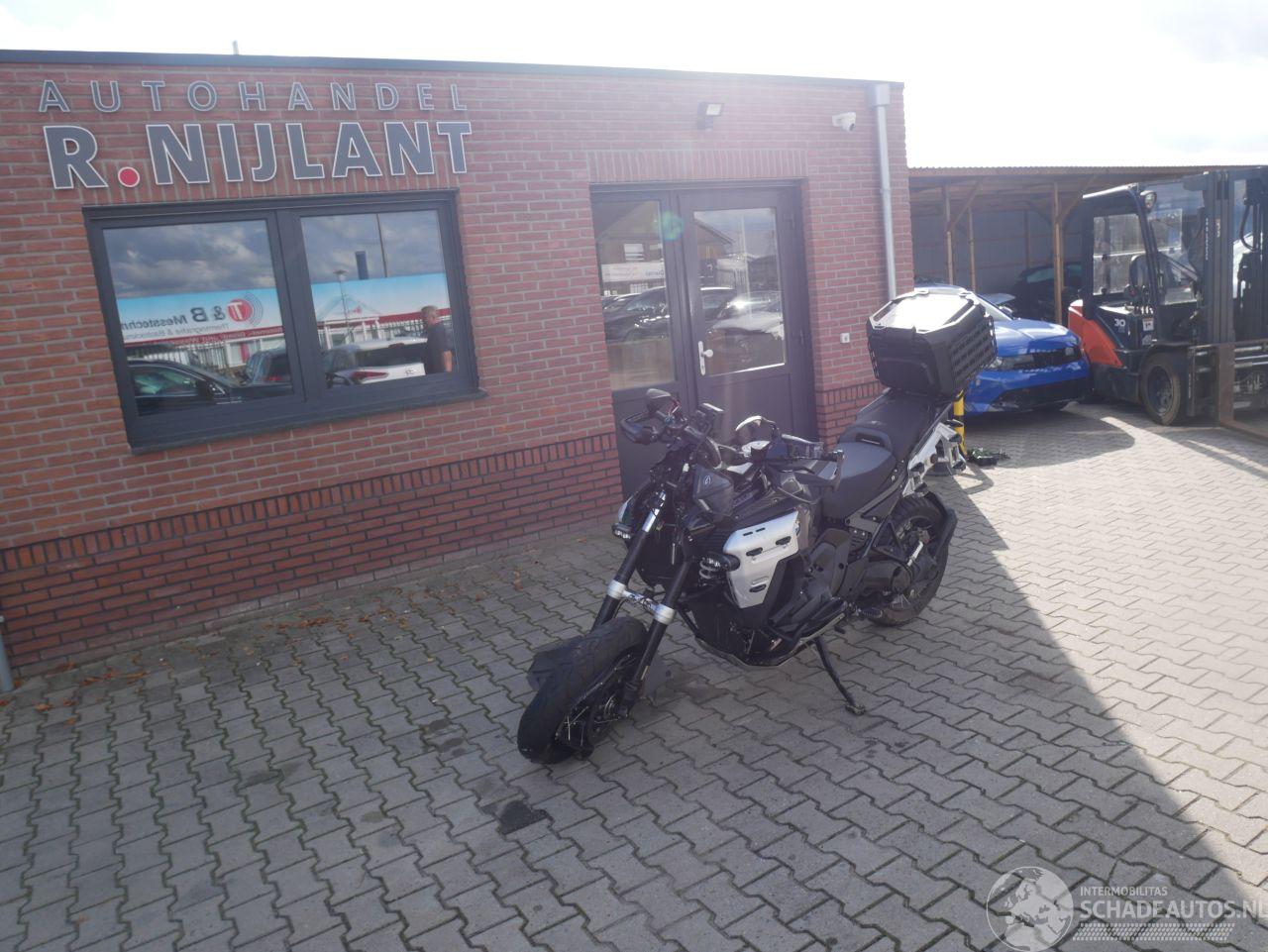 BMW R 1300 GS ADVENTURE