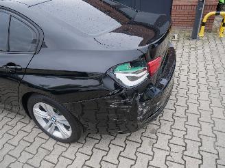 BMW 3-serie 316i SPORTLINE LEER LED picture 5