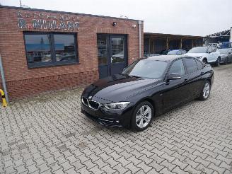 Damaged car BMW 3-serie 316i SPORTLINE LEER LED 2016/6