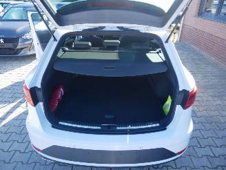 Seat Leon ST FR CUPRA 300 4 DRIVE PANORAMADAK LED ALCANTARA picture 13