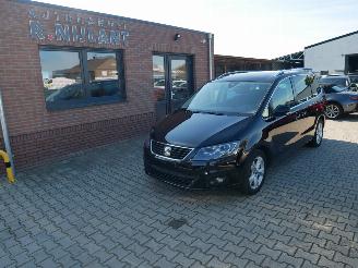 damaged passenger cars Seat Alhambra XCELLENCE LEER 7-PERSOONS PANORAMADAK BI-XENON. 2022/1