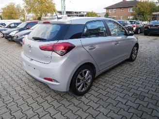 Hyundai I-20  picture 4