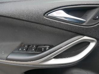 Opel Astra Sports Tourer Business Start/Stop picture 21