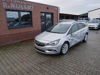 uszkodzony samochody osobowe Opel Astra Sports Tourer Business Start/Stop 2018/2