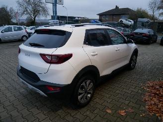 Kia Stonic  picture 3