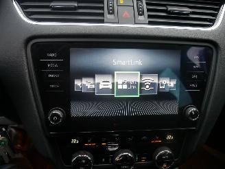Skoda Octavia RS 4x4 PANORAMADAK LED ALCANTARA DSG picture 17