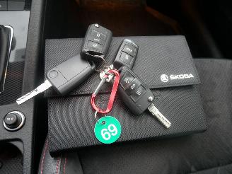 Skoda Octavia RS 4x4 PANORAMADAK LED ALCANTARA DSG picture 12
