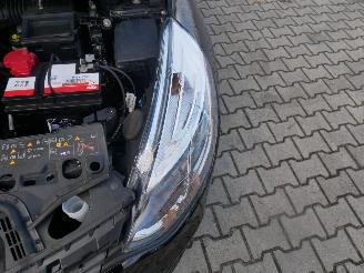 Renault Clio LIMITED picture 7