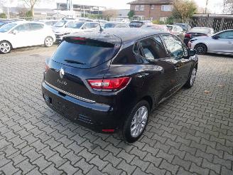 Renault Clio LIMITED picture 3