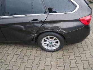 BMW 3-serie 320 D LUXURY X-DRIVE PANORAMADAK LEER LED picture 5