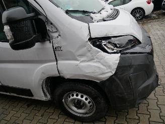 Peugeot Boxer L3H2 picture 9