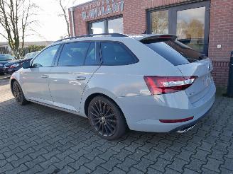 Skoda Superb SPORT LINE DSG 4X4 PANORAMADAK BI-XENON ALCANTARA ACC picture 4
