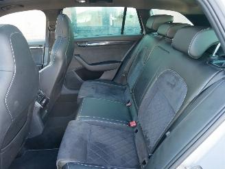 Skoda Superb SPORT LINE DSG 4X4 PANORAMADAK BI-XENON ALCANTARA ACC picture 16