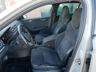 Skoda Superb SPORT LINE DSG 4X4 PANORAMADAK BI-XENON ALCANTARA ACC picture 12