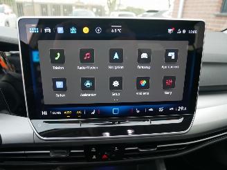 Volkswagen Golf 1.5 eTSI PANORAMADAK ACC VIRTUAL COCKPIT. picture 18