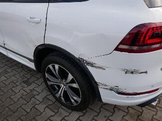 Volkswagen Touareg V6 TDI 4 MOTION R-LINE BLACK ADVENTURE PANORAMADAK BI-XENON picture 6