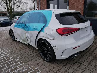 Mercedes A-klasse A 180 D AMG ALCANTARA LED PANORAMADAK picture 4