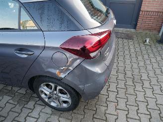 Hyundai I-20  picture 5