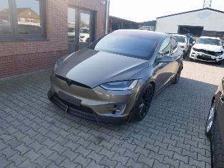 Unfallwagen Tesla Model X DUAL PERFORMANCE SUPER CHARGE FREE PANORAMADAK 2016/8