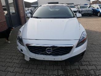 Volvo V-40 CROSS COUNTRY OCEAN RACE PANORAMADAK LEER BI-XENON picture 3