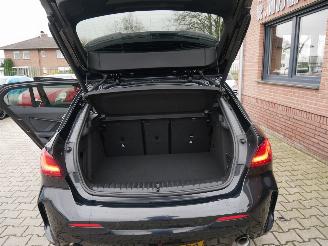 BMW 1-serie 120D M-SPORT picture 20