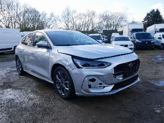 Schadeauto Ford Focus ST LINE X 2025/9