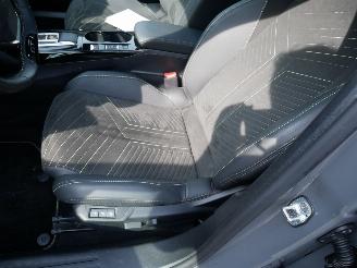 Peugeot 3008 GT 1.2 PURE TECH ALCANTARA KEYLESS PANORAMADAK LED picture 13