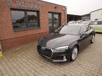 uszkodzony samochody osobowe Audi A5  2021/11