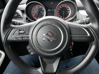Suzuki Swift  picture 16