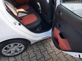 Hyundai I-10  picture 10