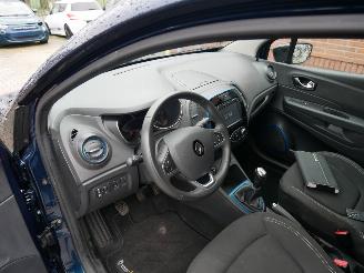 Renault Captur LIMITED picture 10