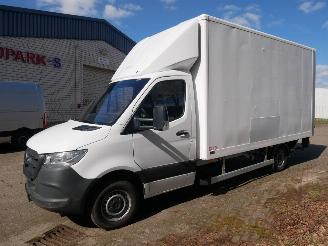 Schade bestelwagen Mercedes Sprinter 315 CDI KOFFER 2023/2
