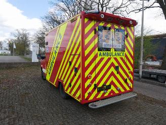 Mercedes Sprinter 519 CDI ZIEKENHUIS AUTO picture 4