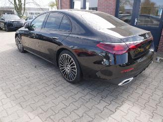 Mercedes E-klasse E 220 CDI AMG PREMIUM PANORAMADAK ALCANTARA LED  360° HUD picture 7