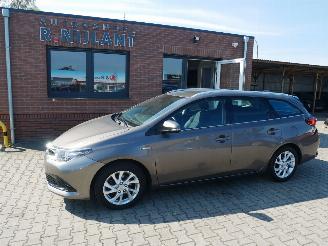 Schadeauto Toyota Auris Touring Sports COMFORT HYBRIDE 2018/2