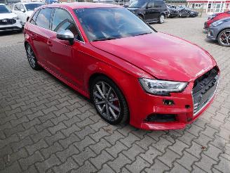 Audi S3 QUATTRO DSG LEER LED B & O picture 4