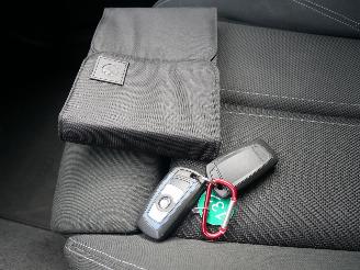 BMW 1-serie 118i M-SPORT SHADOW EDITION LED picture 15