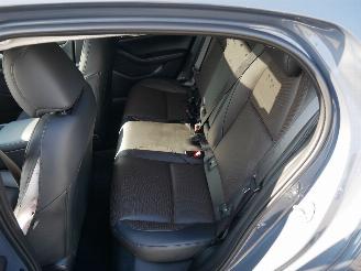 Mazda 3 SKYACTIVE TAKUMI LED LEER SCHUIFDAK BOSE picture 17